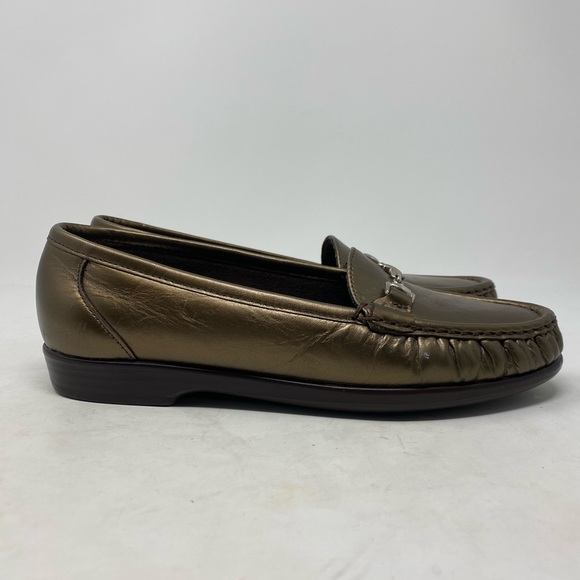 Women's SAS Metro Slip On Loafer Horse Bit Size 8M Bronze - Picture 2 of 4